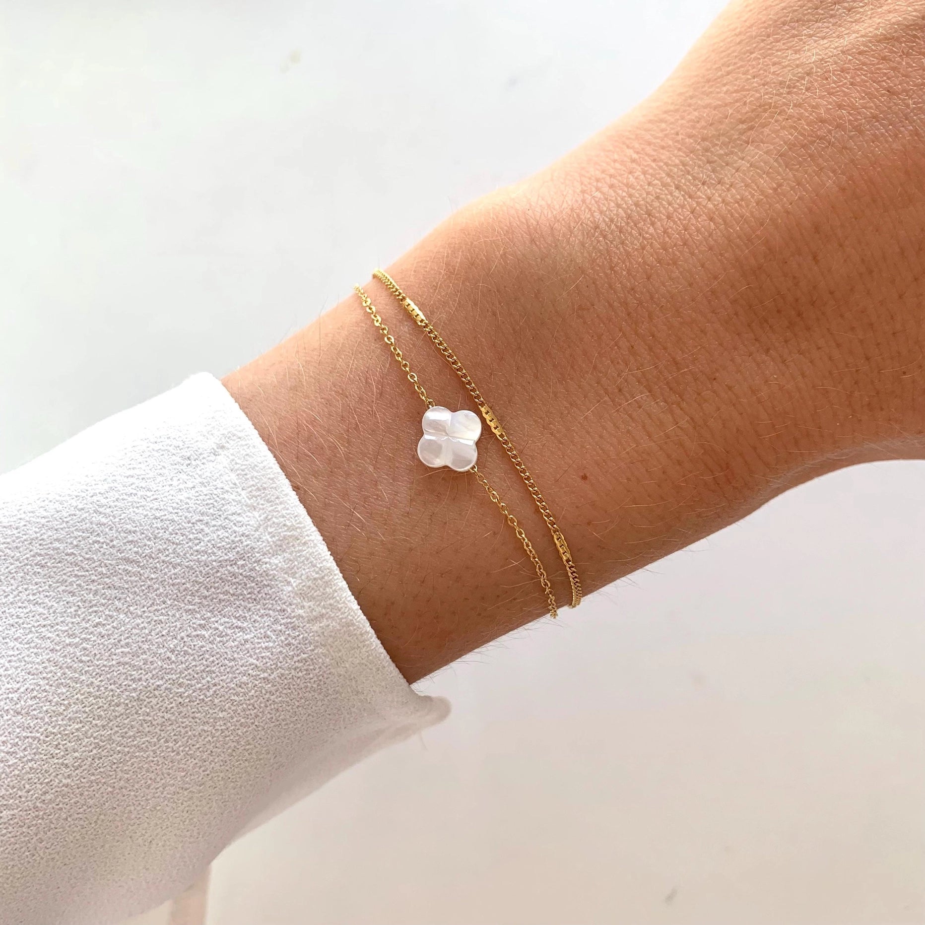 Mother-Of-Pearl Double Clover Bracelet