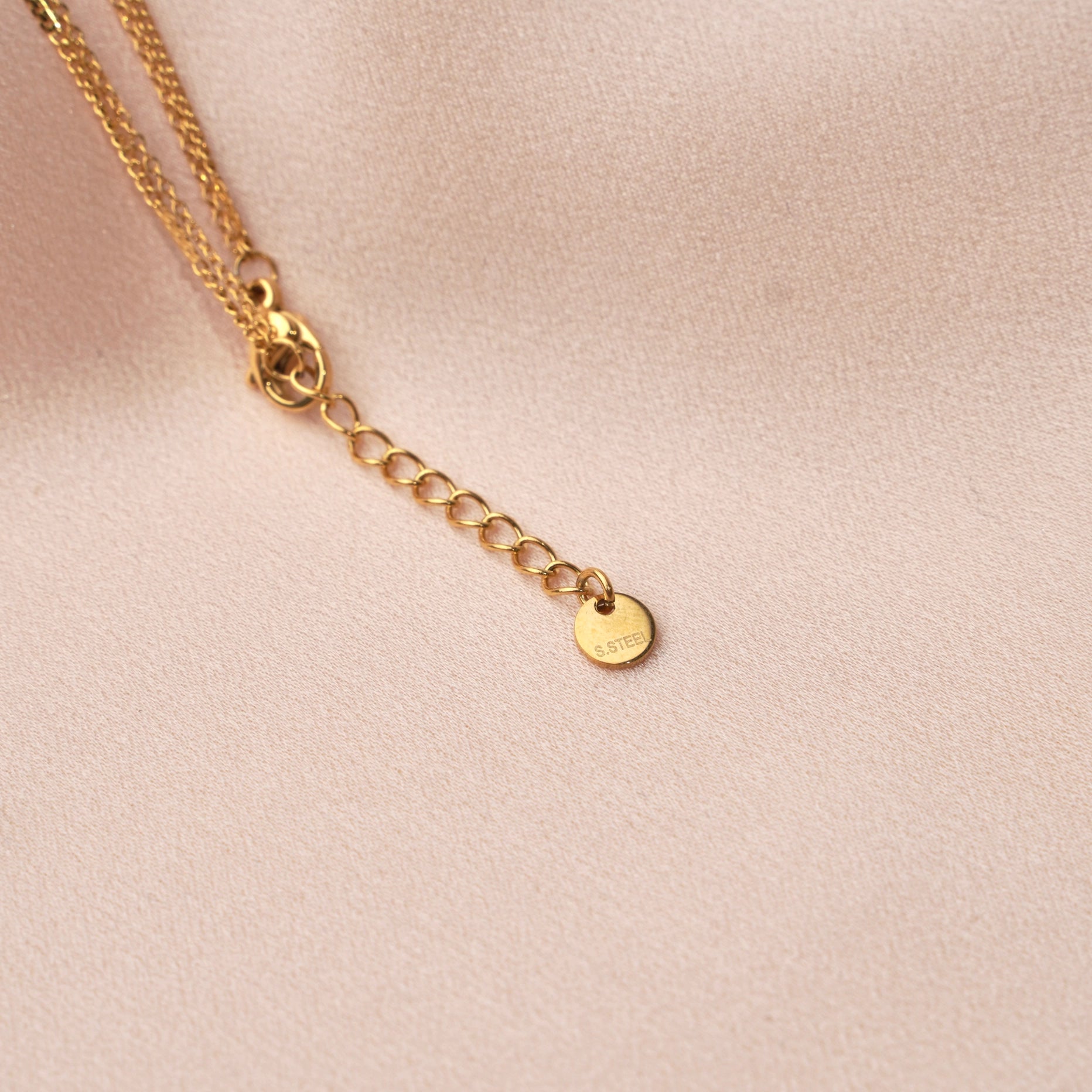 Mother-Of-Pearl Double Clover Bracelet