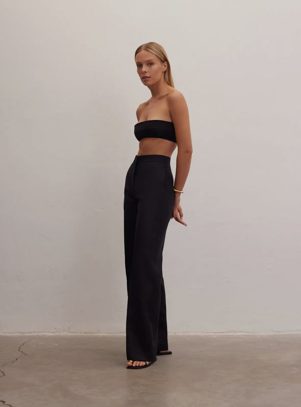 High Wasted Black Linen trouser 100% Linen