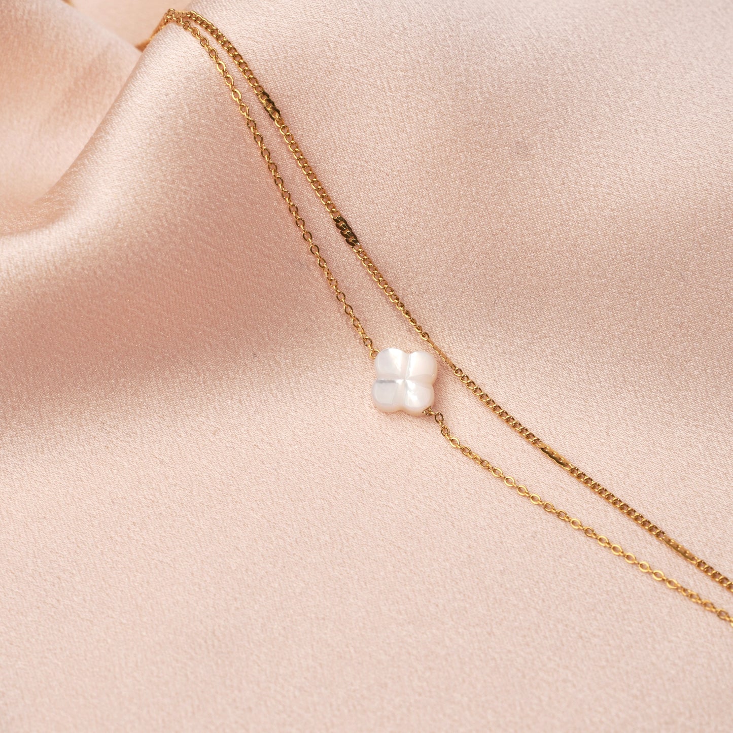 Mother-Of-Pearl Double Clover Bracelet